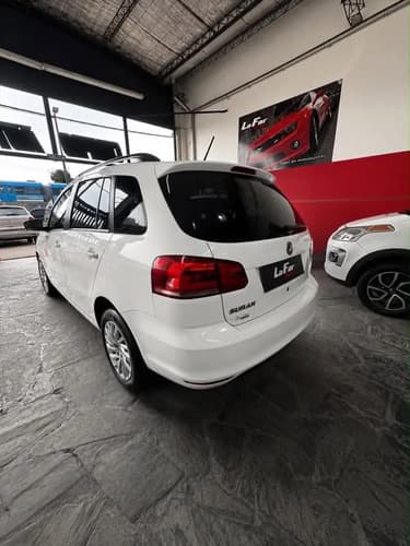 Volkswagen Suran 1.6 Comfortline 4