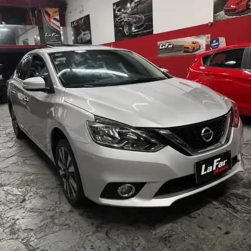 Nissan Sentra 1.8 Exclusive Pure Drive Cvt 2