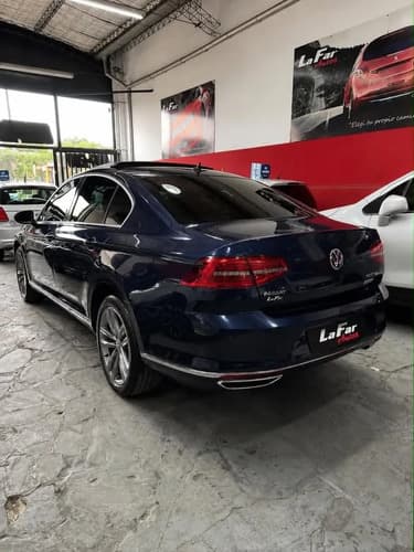 Volkswagen Passat 2.0 Tsi Highline 220cv Dsg 2