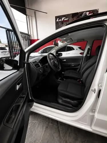 Volkswagen Suran 1.6 Comfortline 11