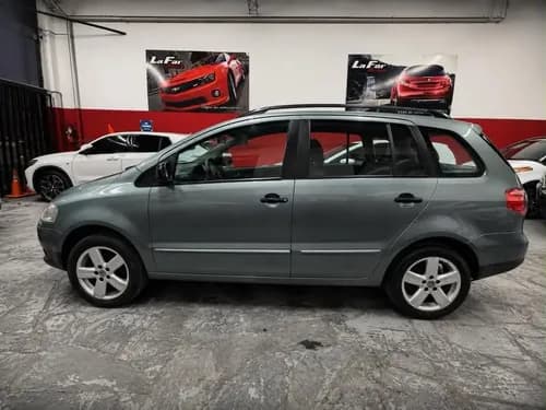 Volkswagen Suran 1.6 I Trendline 90b 8