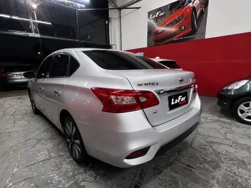 Nissan Sentra 1.8 Exclusive Pure Drive Cvt 3