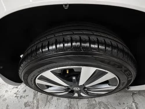 Nissan Sentra 1.8 Exclusive Pure Drive Cvt 12